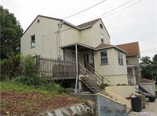 5 Springdale Ave, Meriden, CT 06451