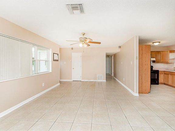 5th image of 341 Catalpa Dr