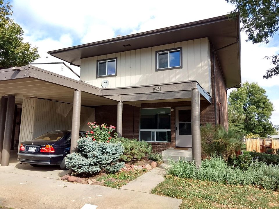 Outside View - Front Entrance, Car port