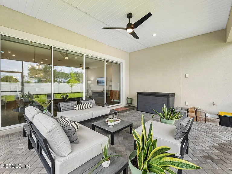 10223 Silverbrook Trl — Photo 43