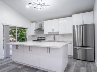 5140 NW 5th Ave, Boca Raton, FL 33487