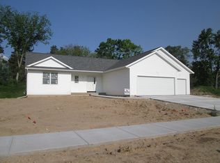 4357 Trail View Dr NE, Grand Rapids, MI 49525