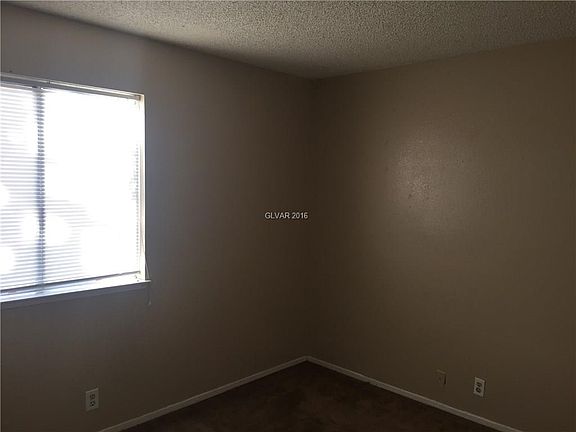 4th image of 4451 Rich Dr Unit B