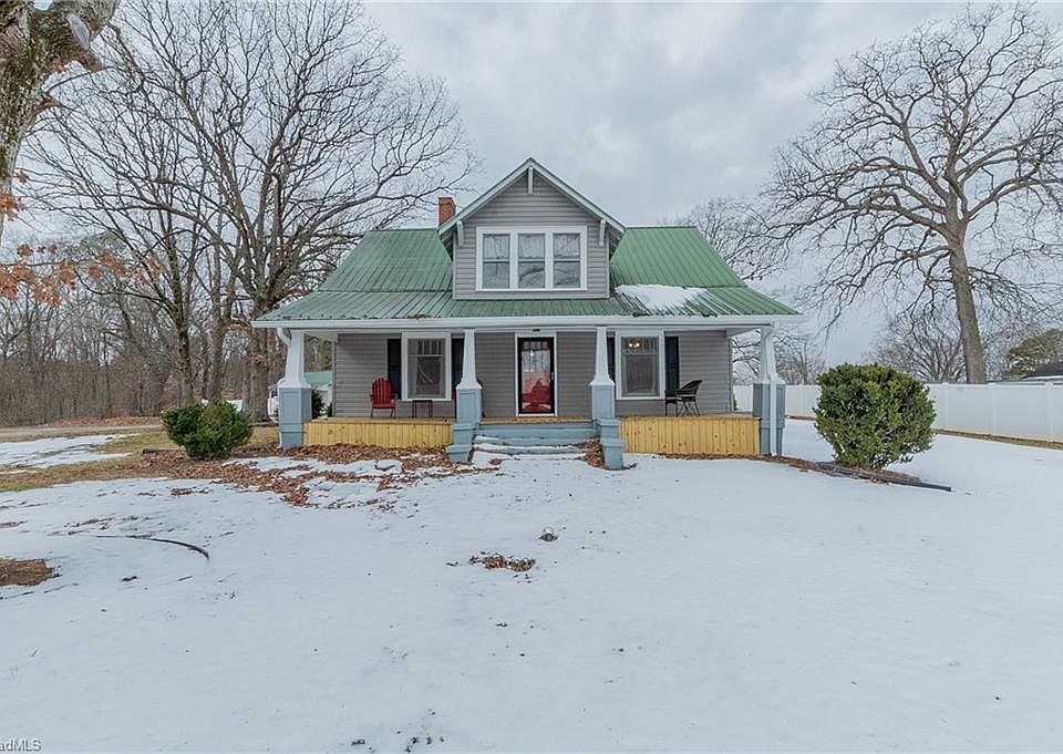 1st image of 303 Bill Lohr Rd