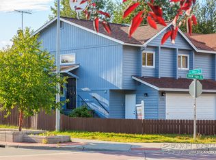 7990 Snow View Dr, Anchorage, AK 99507