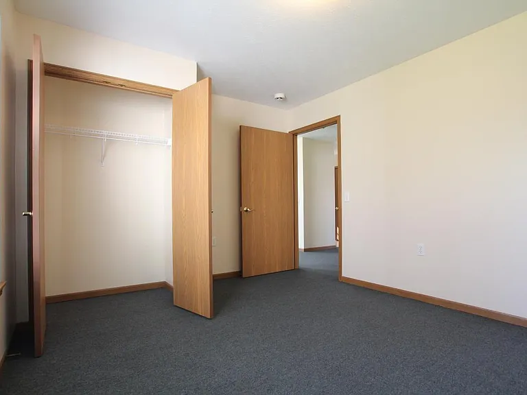 302 South St — Photo 15