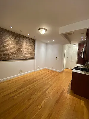 Rented by Corcoran | media 20