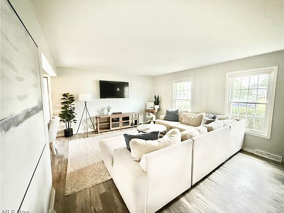 4th image of 258 Bayshore Dr