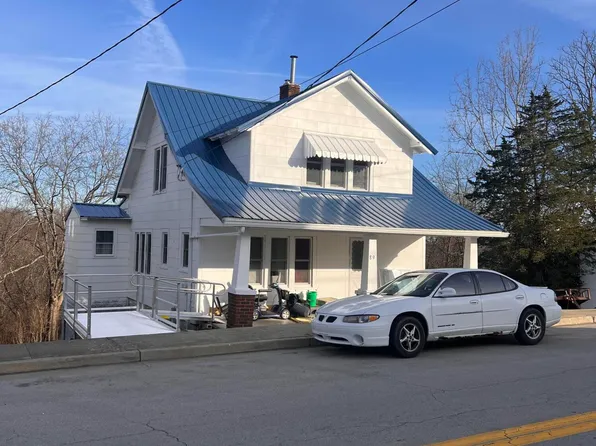 89 S Main St, Mount Olivet, KY 41064