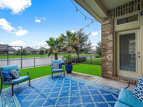 2nd image of 26307 Serenity Oaks Dr