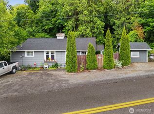 1255 Price Rd, Bremerton, WA 98312