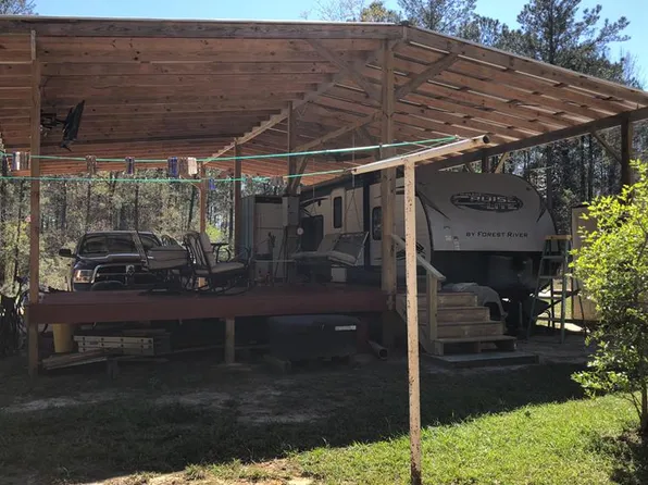 299 Whipstock Holw, Poplarville, MS 39470