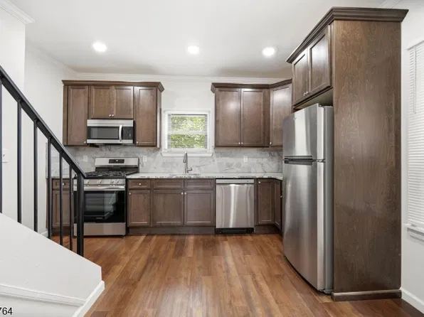 350 Arlington Ave, Jersey City, NJ 07304