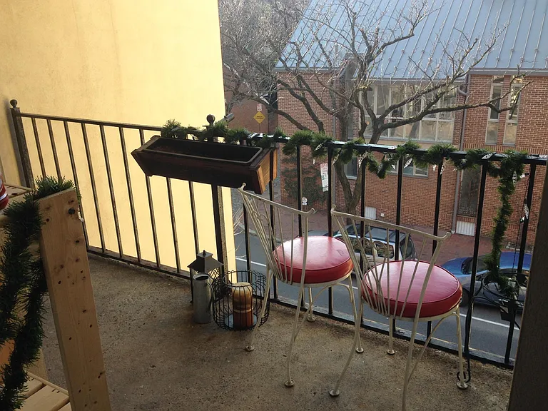 309 S 4th St #4 — Photo 8