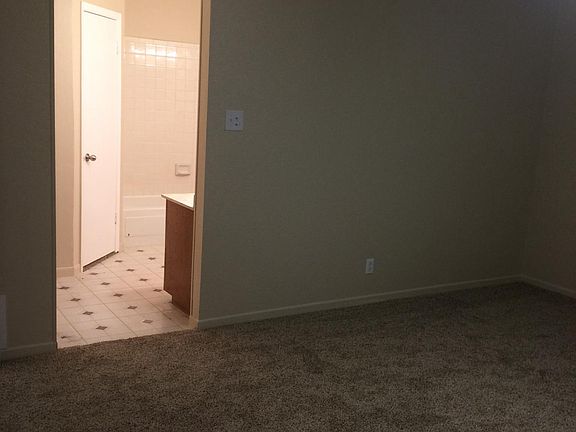 5th image of 1706 Daude Ave