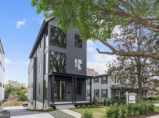 1522 Foxhall Rd NW, Washington, DC 20007