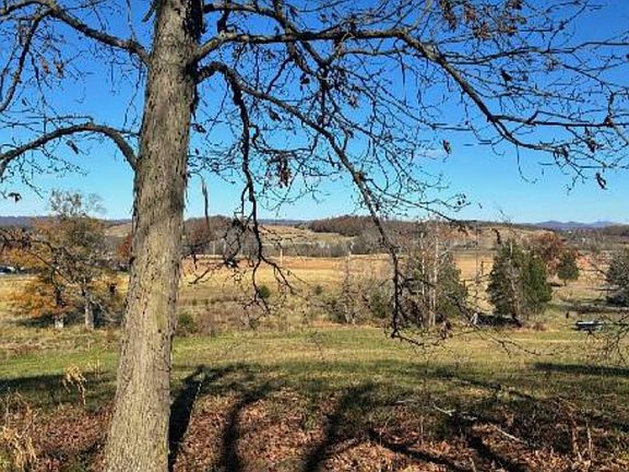 2nd image of 860 Yellow Springs Rd