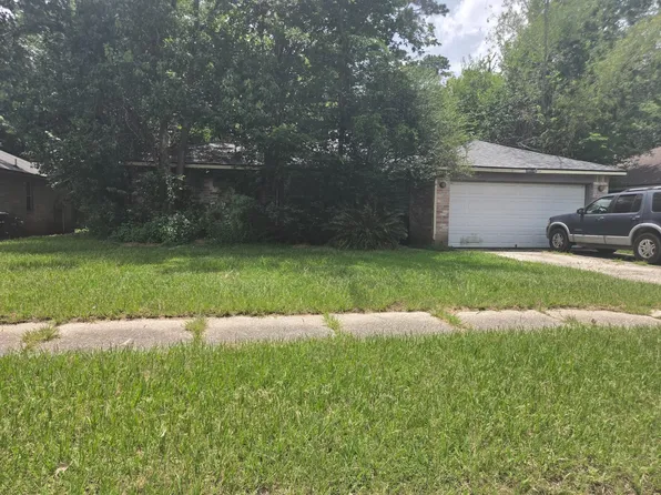 22615 Tree House Ln, Spring, TX 77373