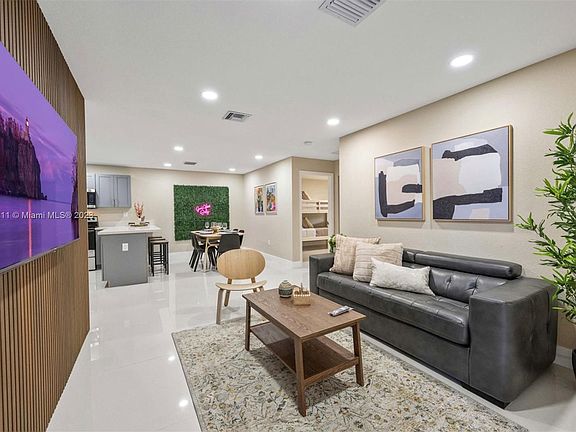 4th image of 1760 NW 55th St #1