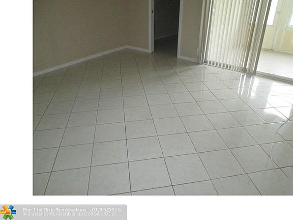 3rd image of 1063 Ventnor #P