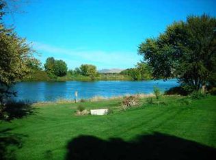 174300 W Byron Rd, Prosser, WA 99350