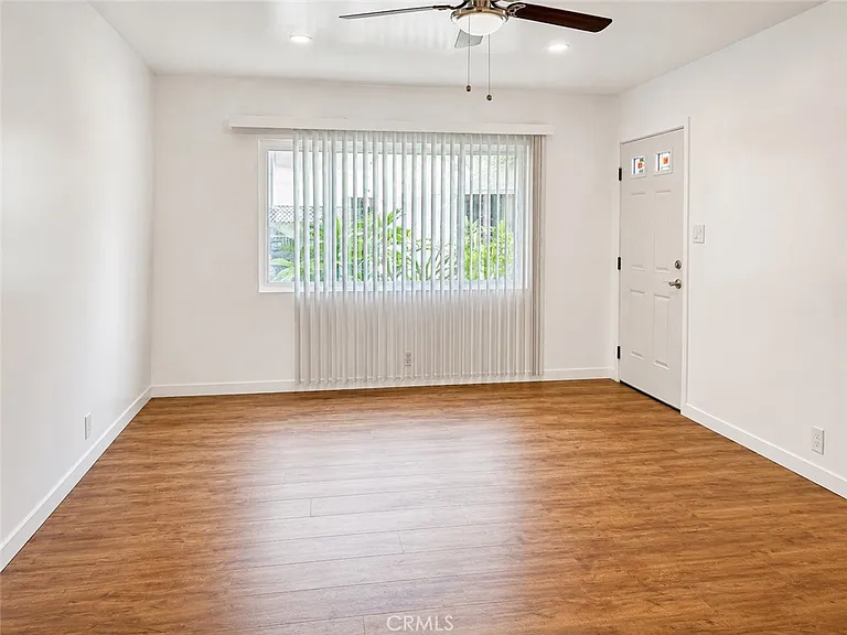 15228 S Normandie Ave #B — Photo 4