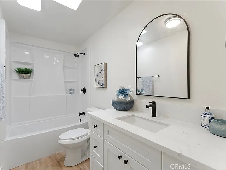 125 N Allen Ave #125 — Photo 10