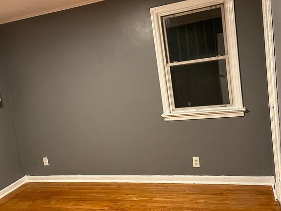 3rd image of 9415 238th St Floor 1