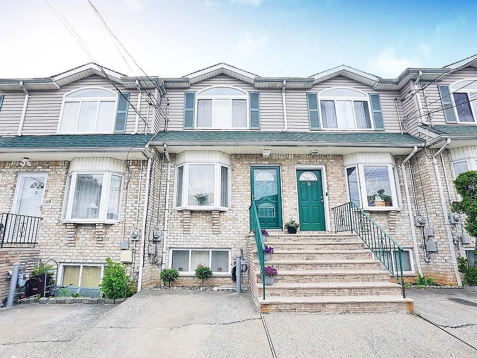 72 Lyceum Ct