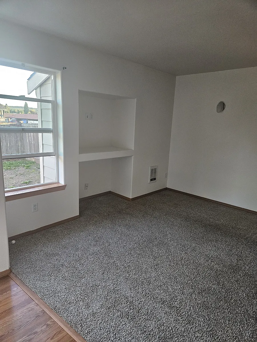 Building Photo - 206 E Galena St #A