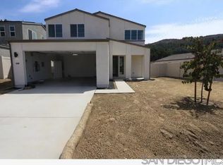 549 Meadowood St #302, Fallbrook, CA 92028