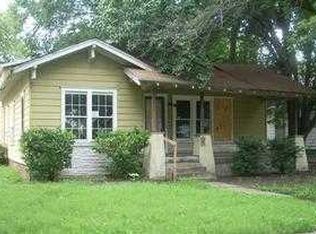 214 S Elm St, Ponca City, OK 74601