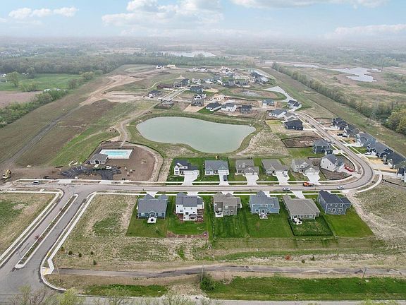 3rd image of Lt93 South WINDING WAY