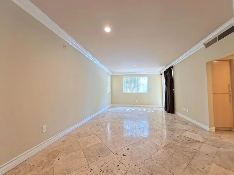 220 W Flamingo Rd #121 — Photo 11