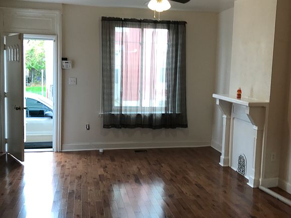 4th image of 2728 W Eyre St