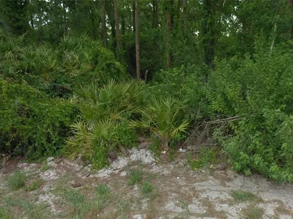 200 Harmony Ct #10, Lake Placid, FL 33852