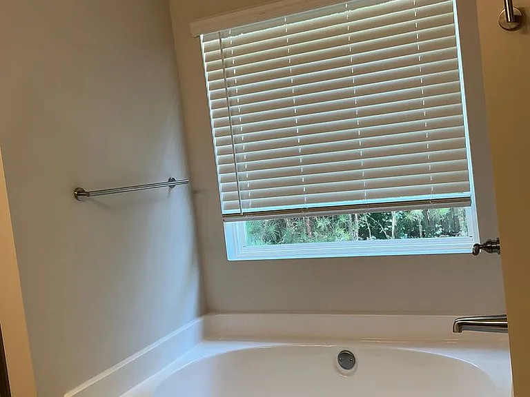 1256 Towne Square Ct — Photo 26