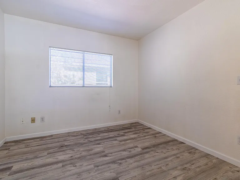 7753 W Oak Stream Rd — Photo 14