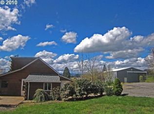 16725 NE Hillside Dr, Newberg, OR 97132