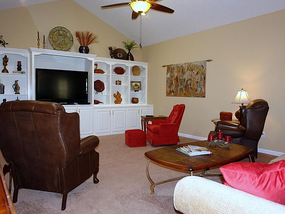 4th image of 10 Brompton Ct
