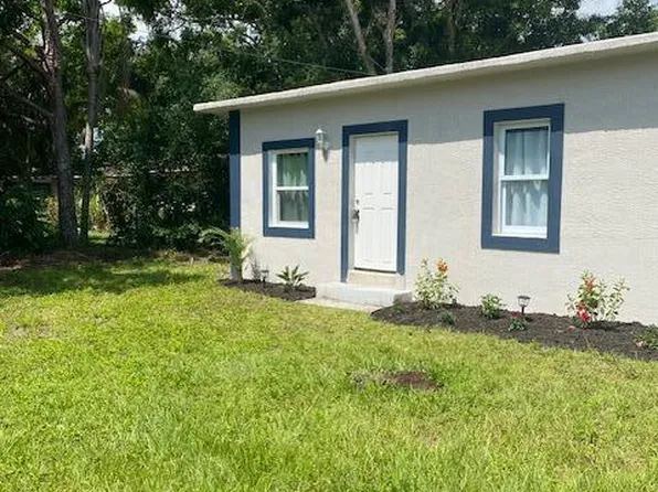 507 S 22nd St #B, Fort Pierce, FL 34950
