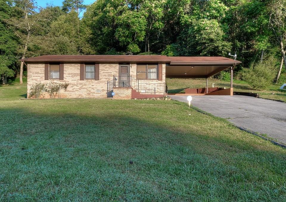 1st image of 1647 Forest View Dr
