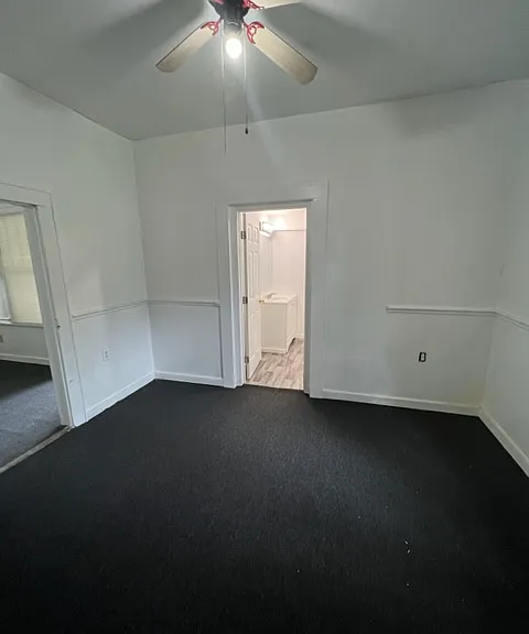 1031 N Florence Ave — Photo 17