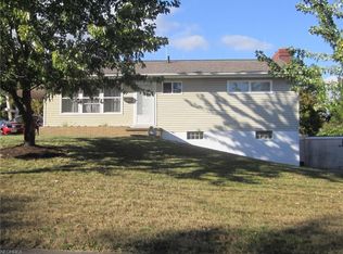 671 E Catawba Ave, Akron, OH 44306