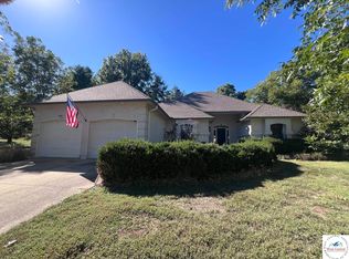 101 S Tracy Dr, Clinton, MO 64735