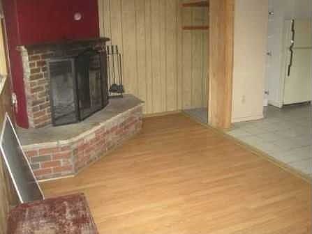 4th image of 1136 W Aeroplane Blvd