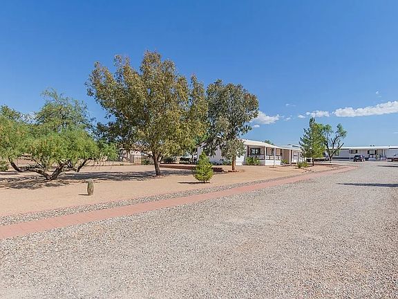3/4 acer front yard