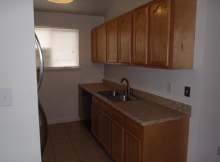 1 Plover Cir, Newark, DE 19702