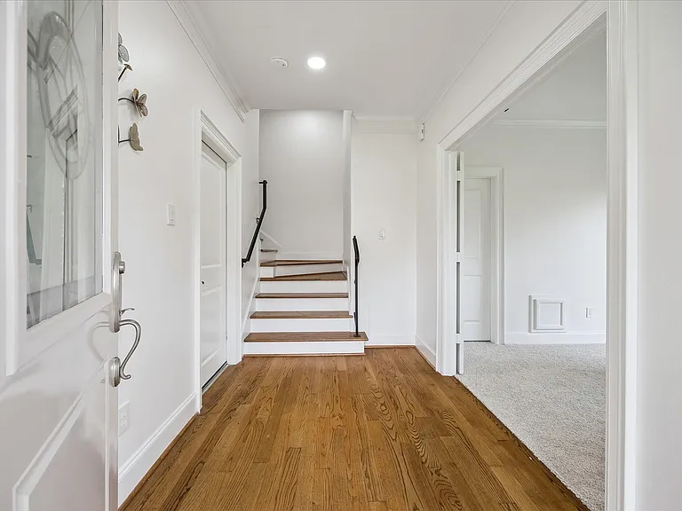 6832 Staffordshire Blvd — Photo 4