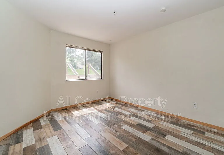 5520 Stonewall Pl #13 — Photo 3